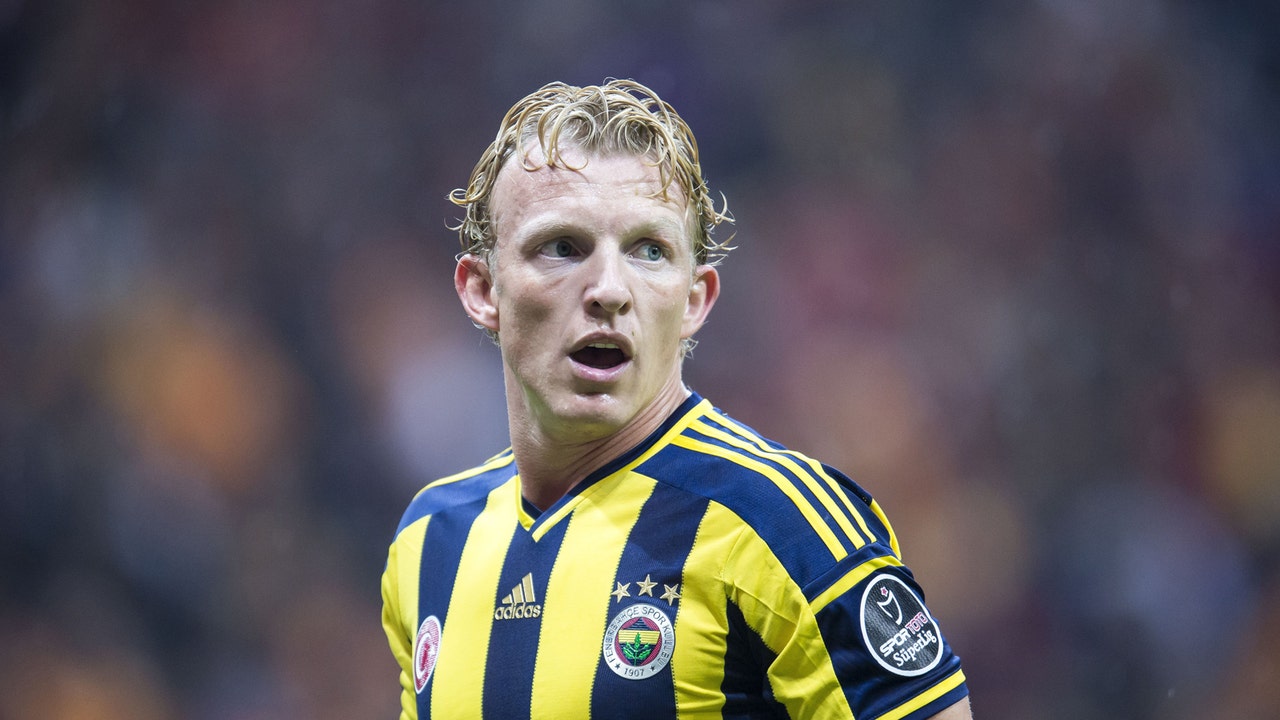 Southampton want Kuyt to make return to Premier League